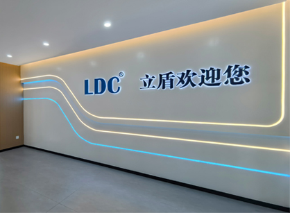 ʵռ䣬δܻеװ칫һ½